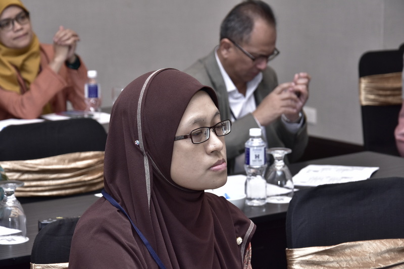 UKM 5238